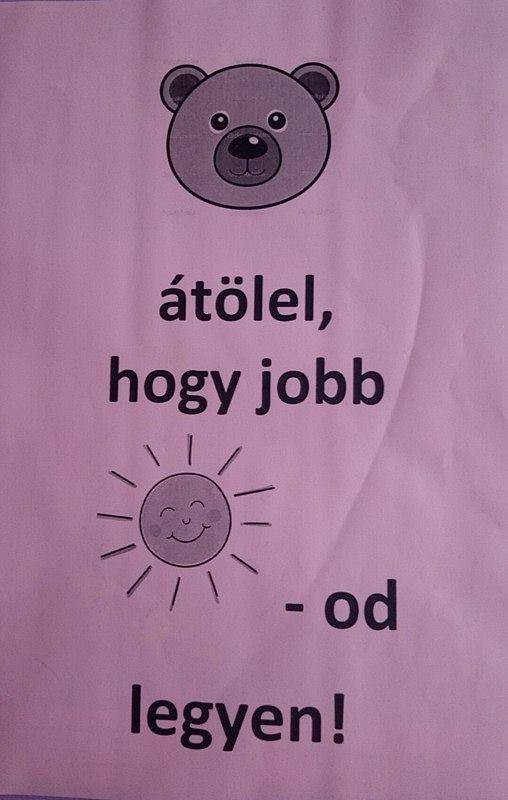 Maci-átölel.jpg