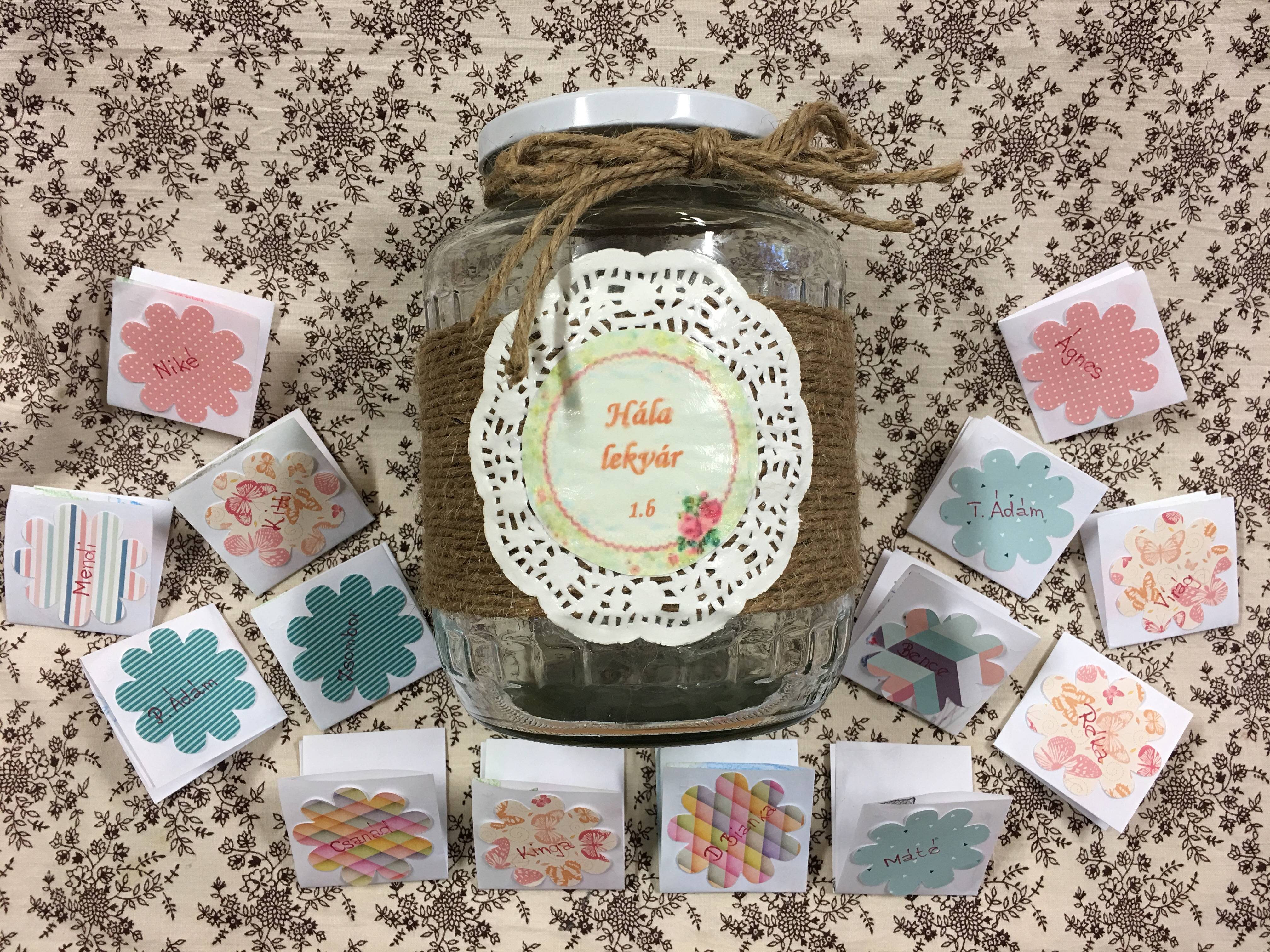 Hála-lekvár.jpg Hála-lekvár.jpg