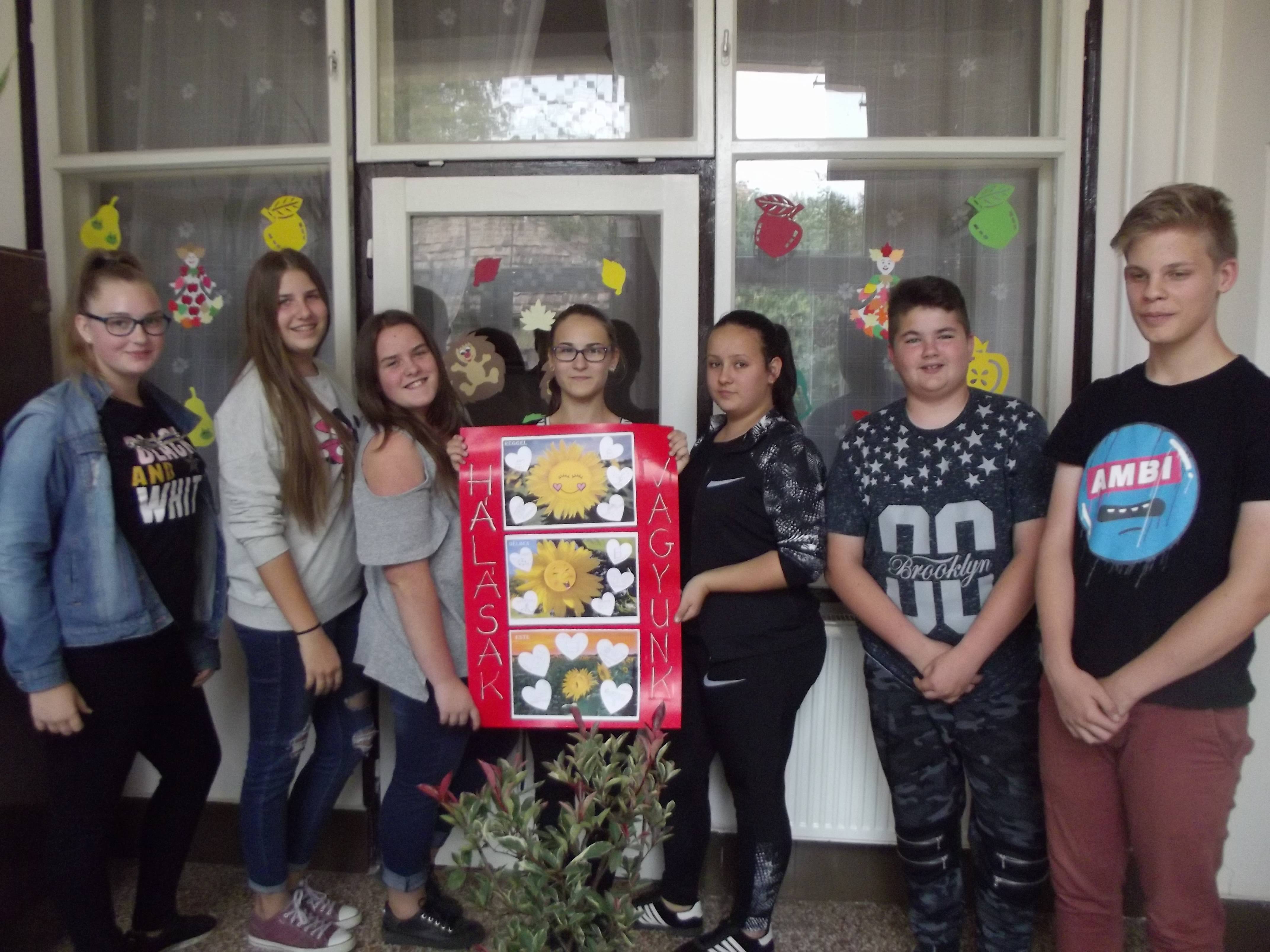 hála1-2.jpg hála1-2.jpg