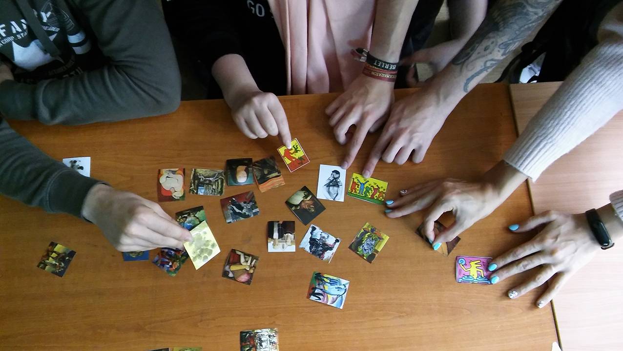 hala02.jpg hala02.jpg