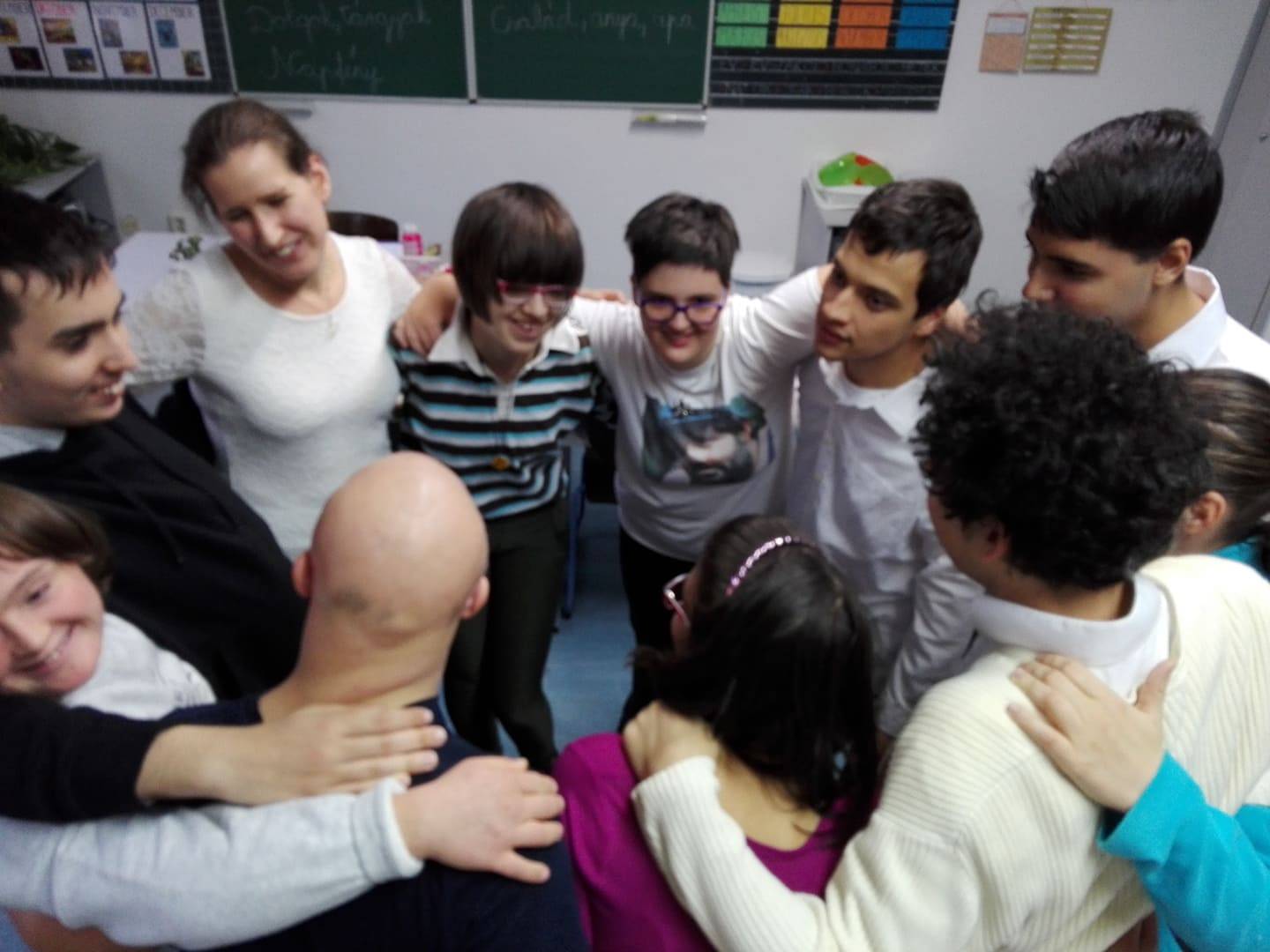 közös-éneklés.jpg közös-éneklés.jpg