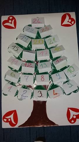 Adventi-naptár-1.jpg