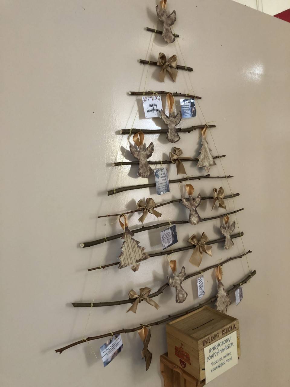 karácsonyfa.jpg karácsonyfa.jpg