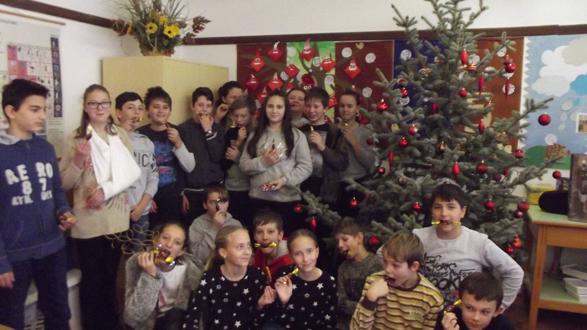 csapat2.jpg csapat2.jpg