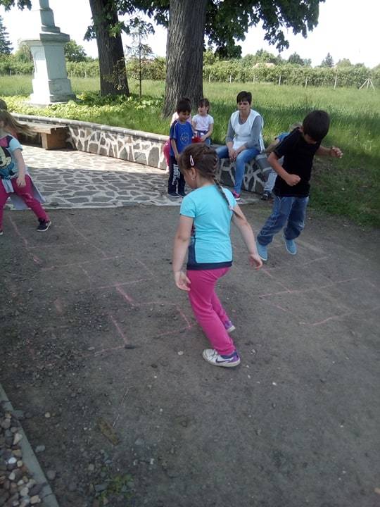játék.jpg