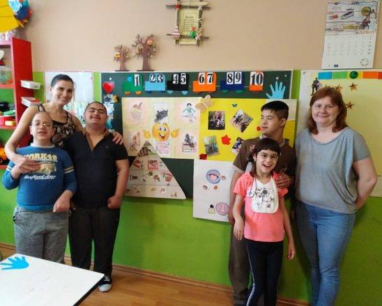 64301074_2268272833423235_6873790223159918592_n.jpg 64301074_2268272833423235_6873790223159918592_n.jpg