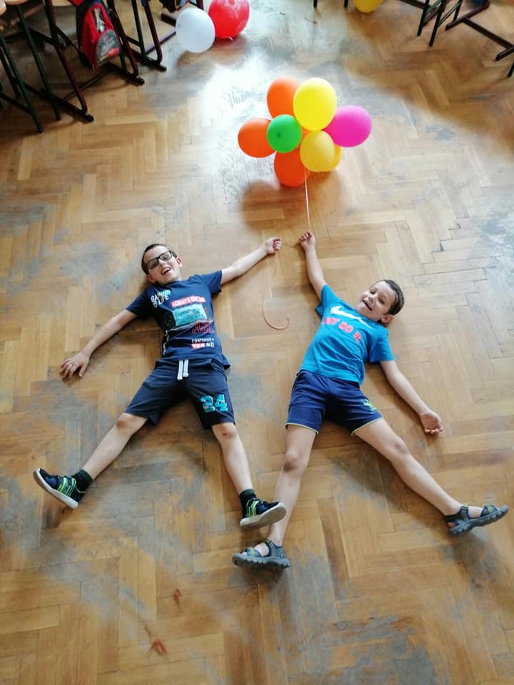65198065_2338004136443647_3464054564909481984_n.jpg