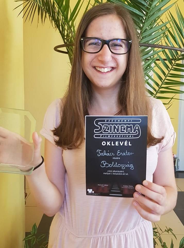 Eszti-film.jpg Eszti-film.jpg