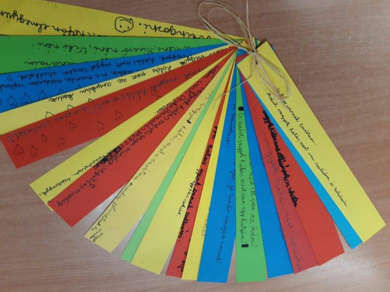 Hálalegyező.jpg Hálalegyező.jpg