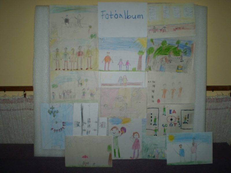 Fotóalbum2.jpg Fotóalbum2.jpg