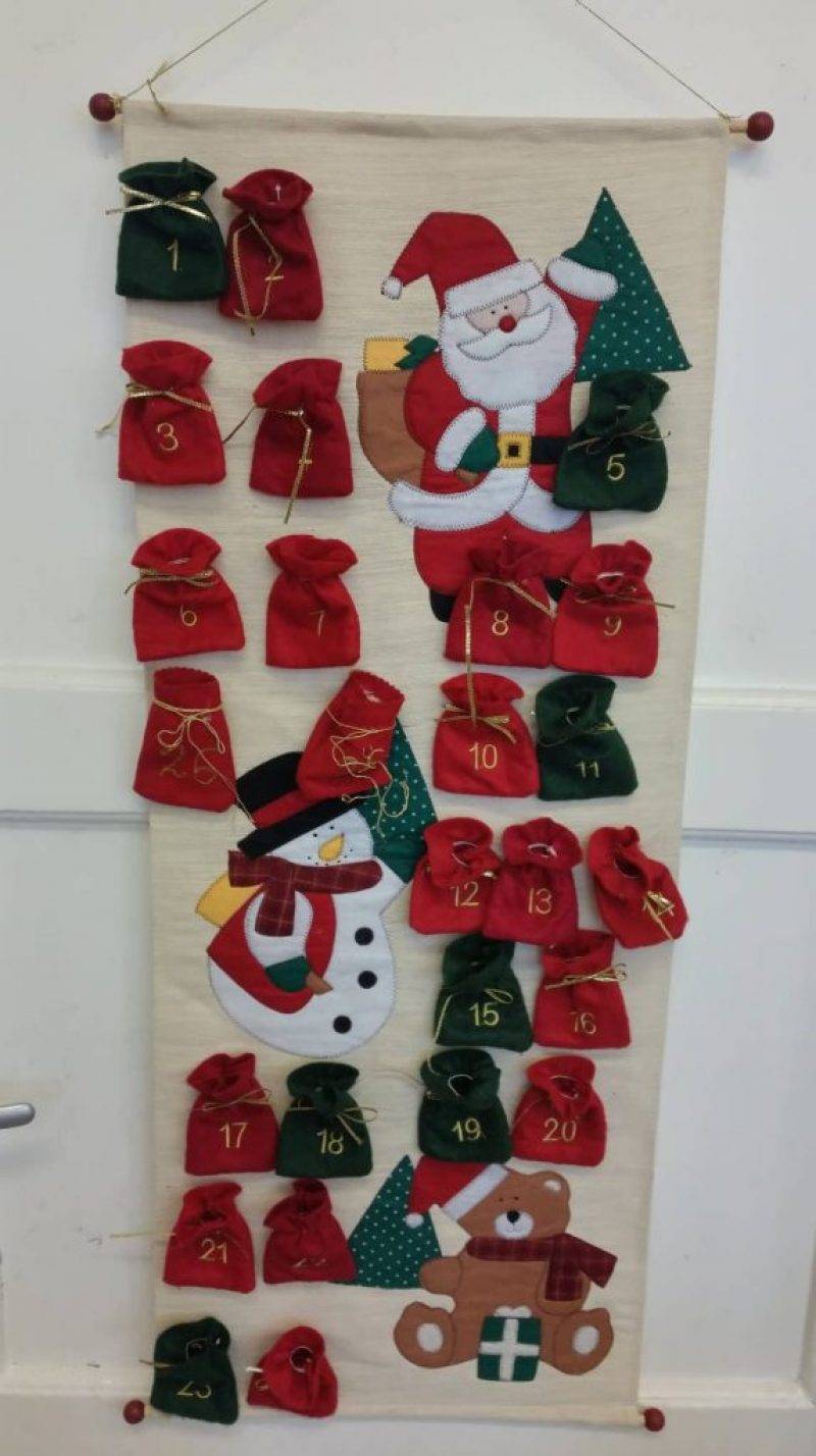 Adventi-naptár.jpg Adventi-naptár.jpg