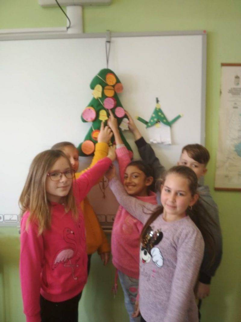 DecemberIII.-2.jpg DecemberIII.-2.jpg