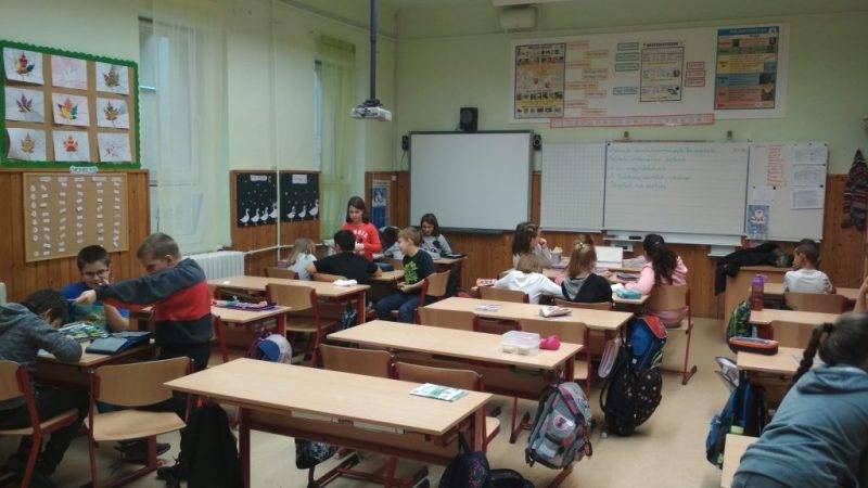 társas-kapcsolatok.jpg