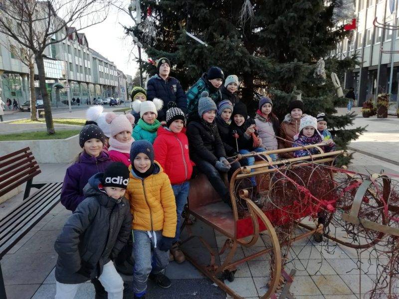 Társas-kapcsolat-5..jpg Társas-kapcsolat-5..jpg