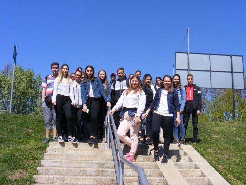 társas-kapcsolatok.jpg társas-kapcsolatok.jpg