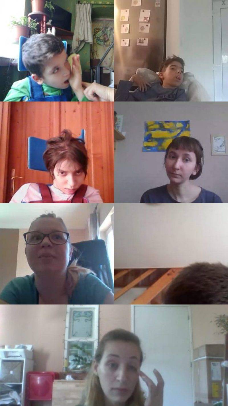videochat.jpg videochat.jpg