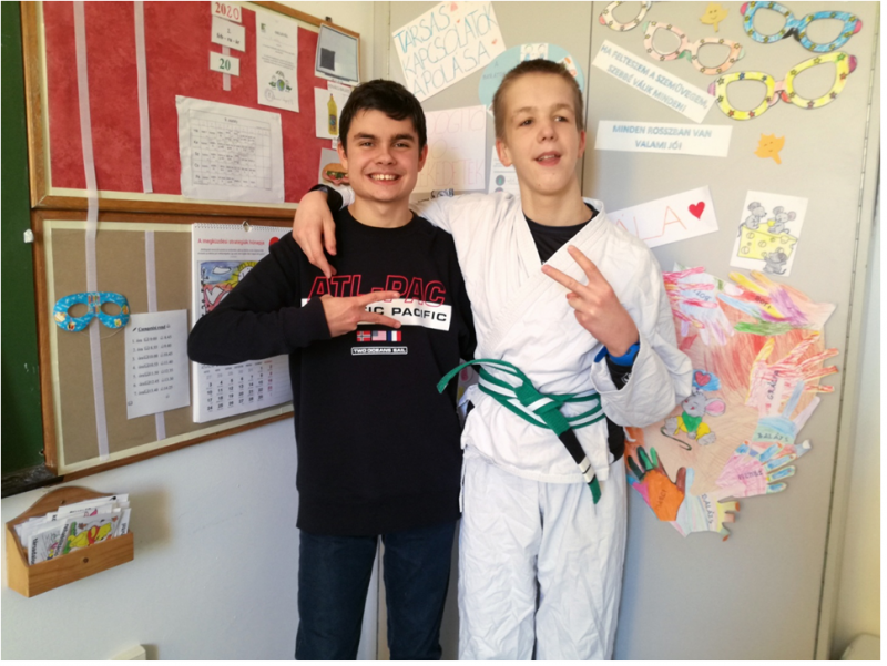 Névtelen.png Névtelen.png