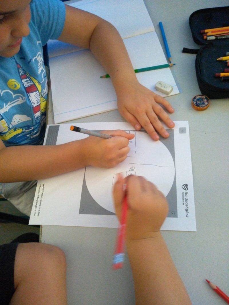 IMG_20200922_134117_BURST1.jpg IMG_20200922_134117_BURST1.jpg