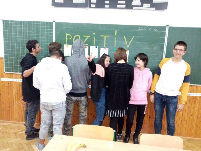 pozitív-kapcsolatok-8.o..jpg pozitív-kapcsolatok-8.o..jpg