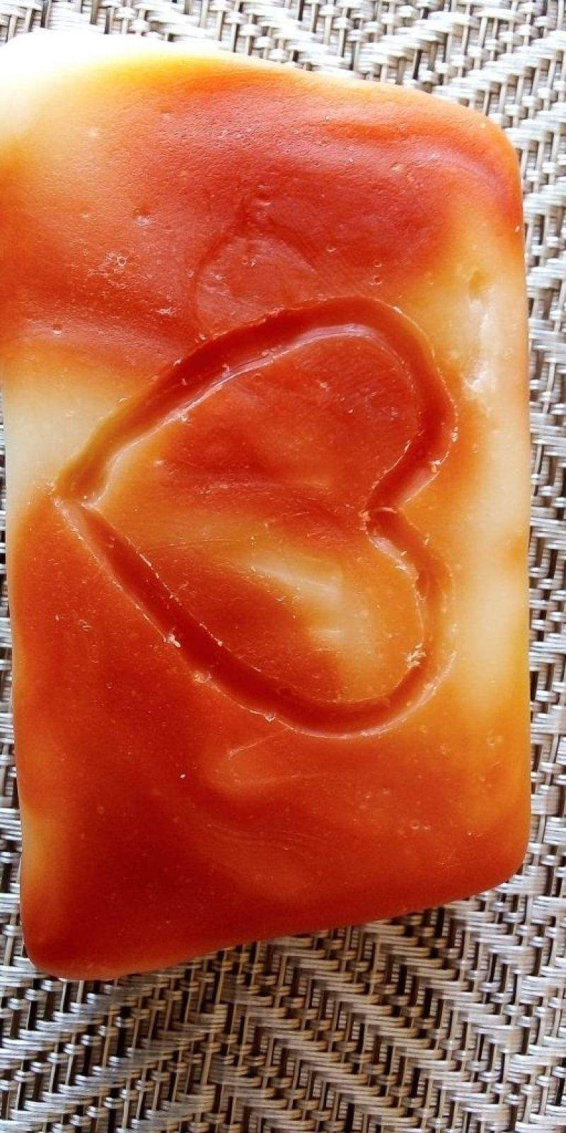 Megbocsátás-szappan.jpg Megbocsátás-szappan.jpg
