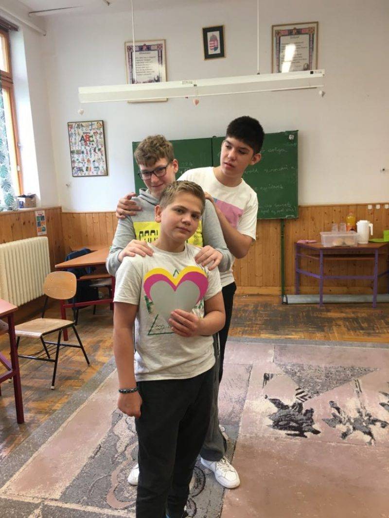 szivecskés-2.jpg szivecskés-2.jpg
