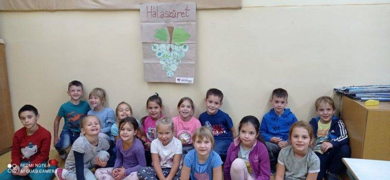 Hálaosztály.jpg Hálaosztály.jpg