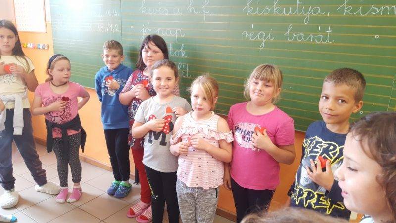 Hálás-szívek-1.jpg Hálás-szívek-1.jpg