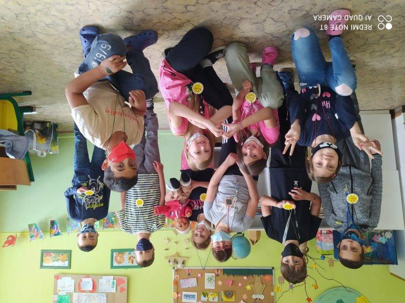 Jó-veletek.jpg Jó-veletek.jpg