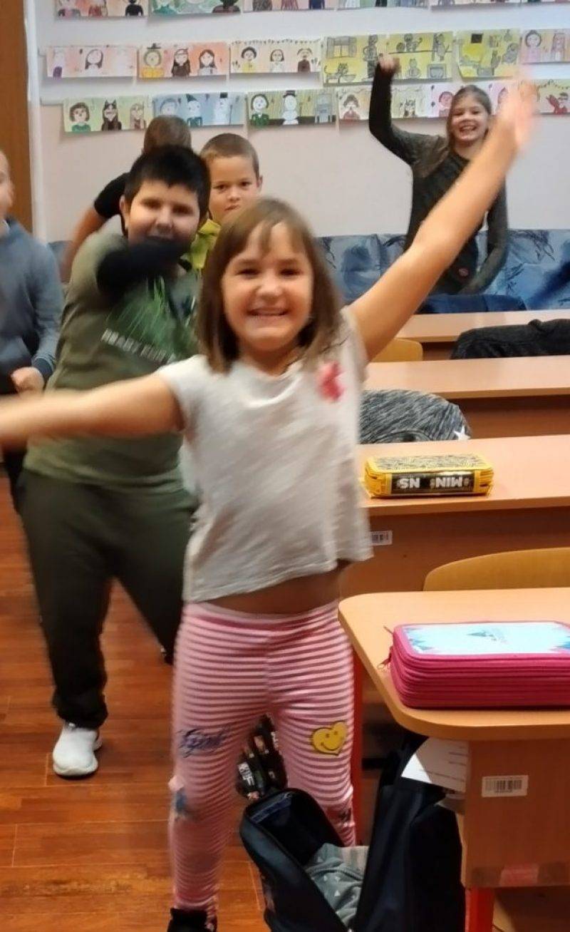 Pozitív-gyerek-vagyok.jpg Pozitív-gyerek-vagyok.jpg