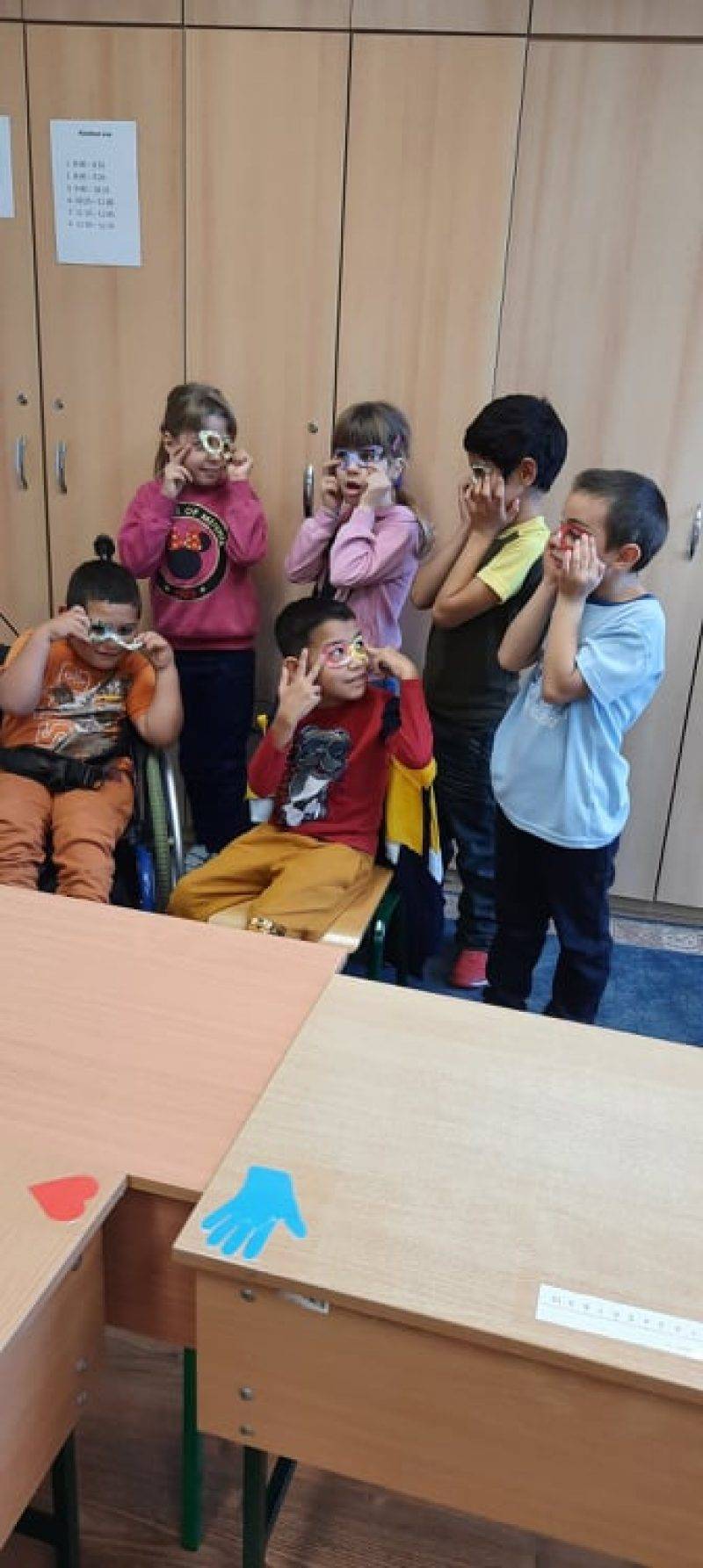 varázsszemüveg.jpg varázsszemüveg.jpg