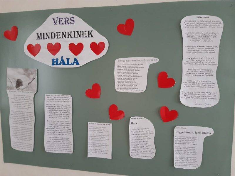 Hála-versek.jpg Hála-versek.jpg