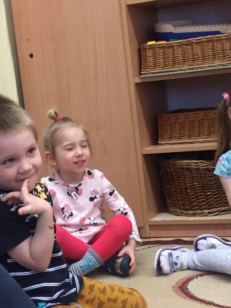 Csukd be a szemed, lásd, halld és ízleld! Csukd be a szemed, lásd, halld és ízleld!