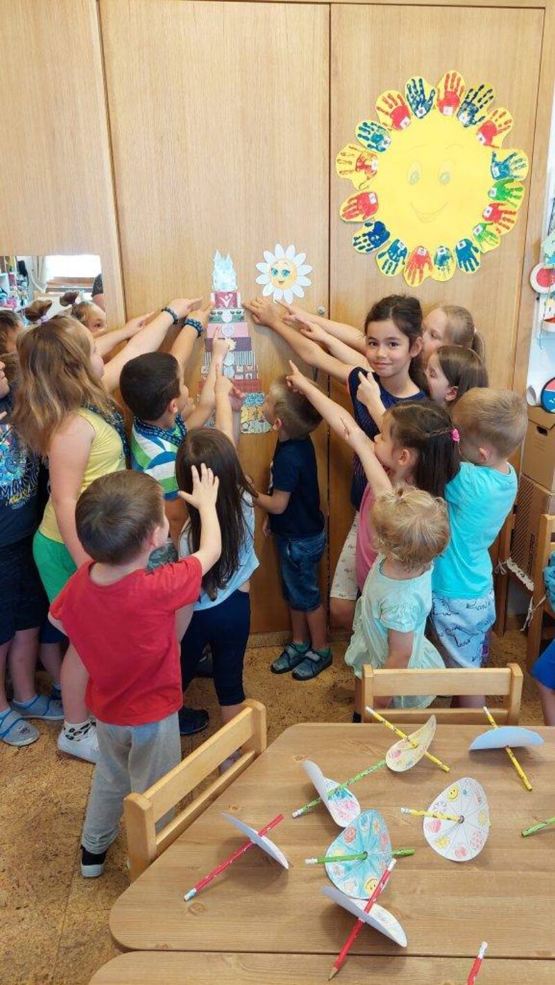 Mindig boldog vagyok! Mindig boldog vagyok!