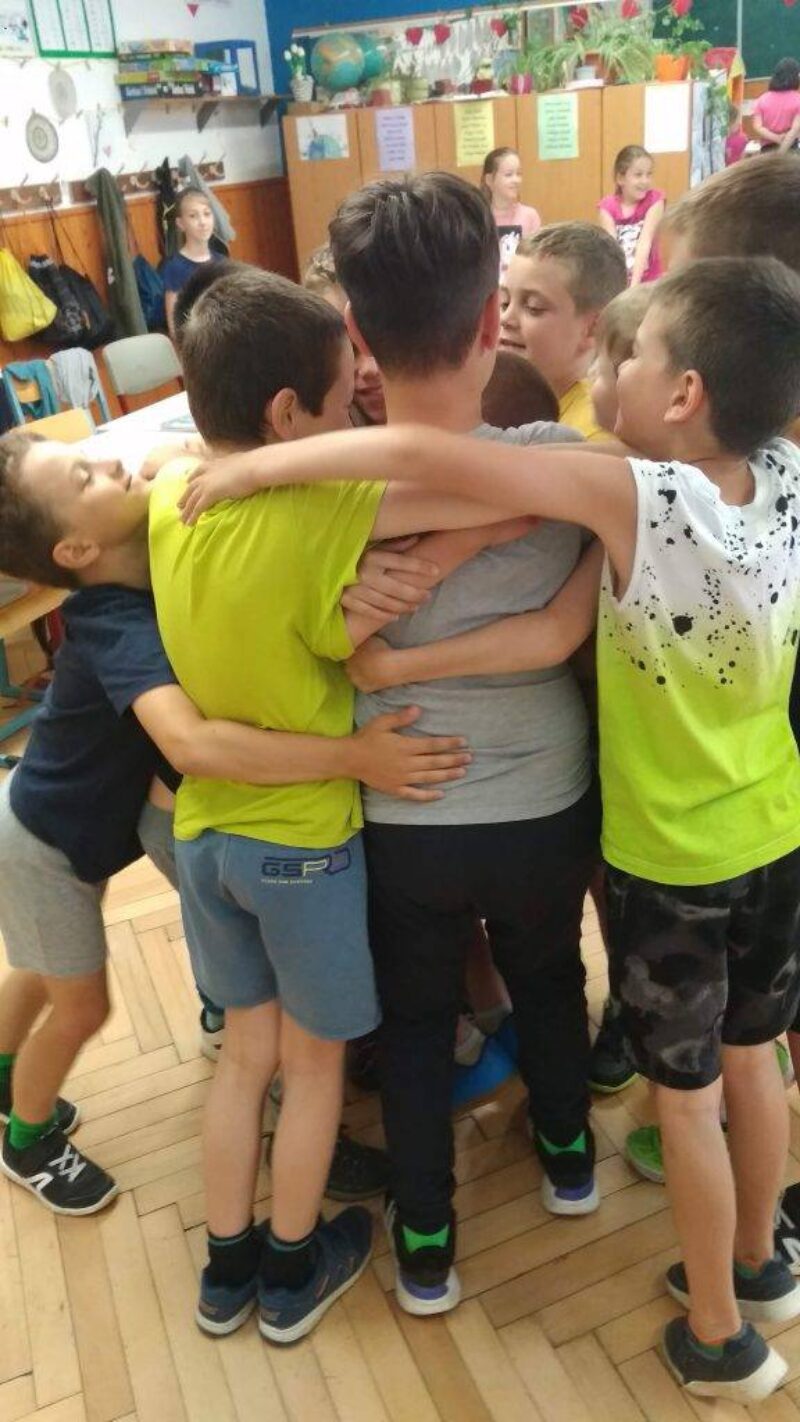 Szeretetgombóc Szeretetgombóc