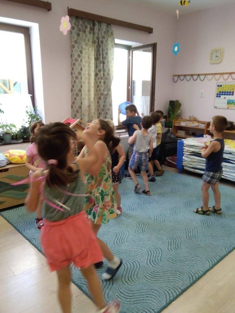 Mozgás közben Mozgás közben