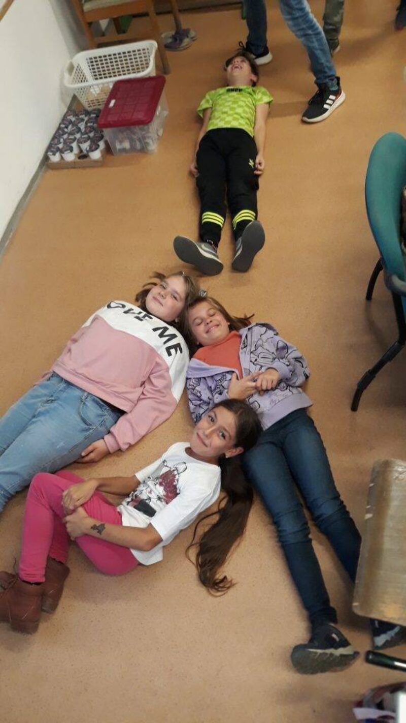 Hála korona 4.a Hála korona 4.a