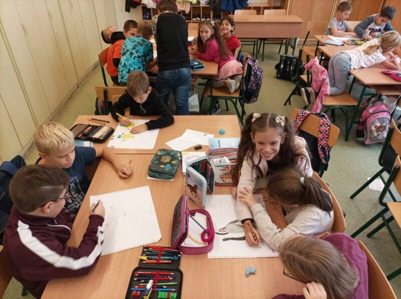 Hála a Hősöknek Hála a Hősöknek