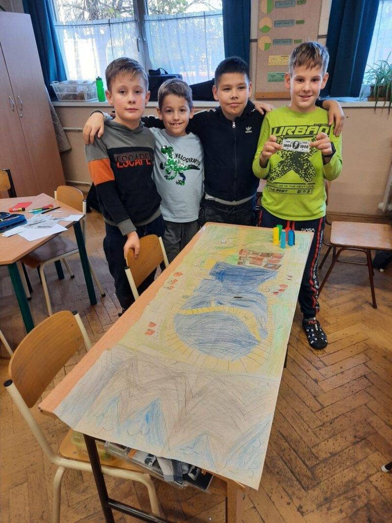 Társas játék? Társasjáték! Társas játék? Társasjáték!