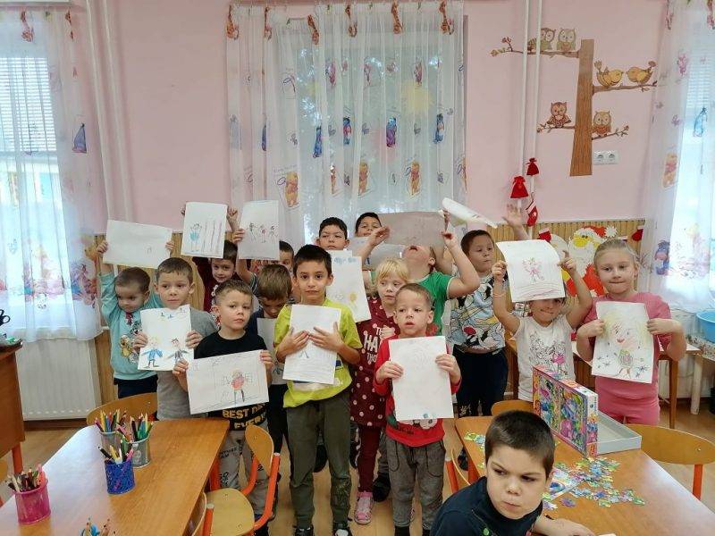 Tarsas-kapcsolatok-fokep-2022.jpg Tarsas-kapcsolatok-fokep-2022.jpg