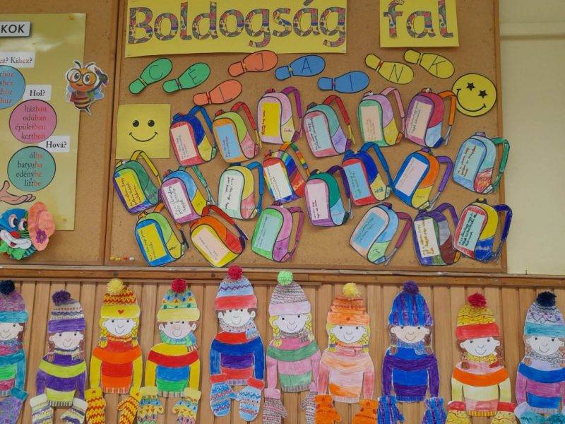 celjaink_boldogsagfal.jpg celjaink_boldogsagfal.jpg