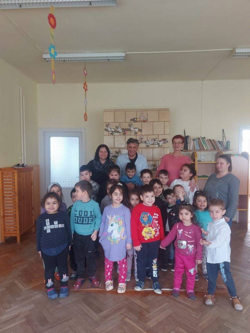 „Kérlek szépen, nyisd ki!” „Kérlek szépen, nyisd ki!”