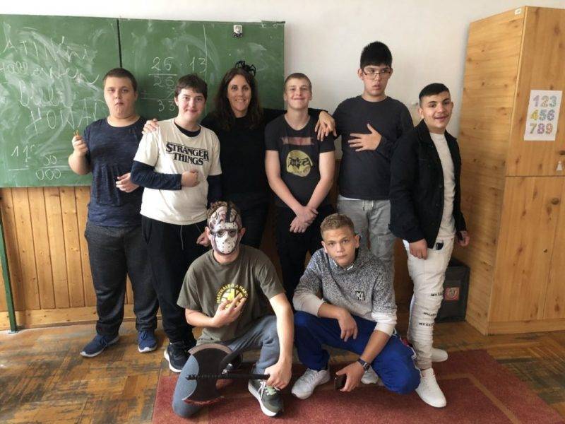 osztaly.jpg osztaly.jpg
