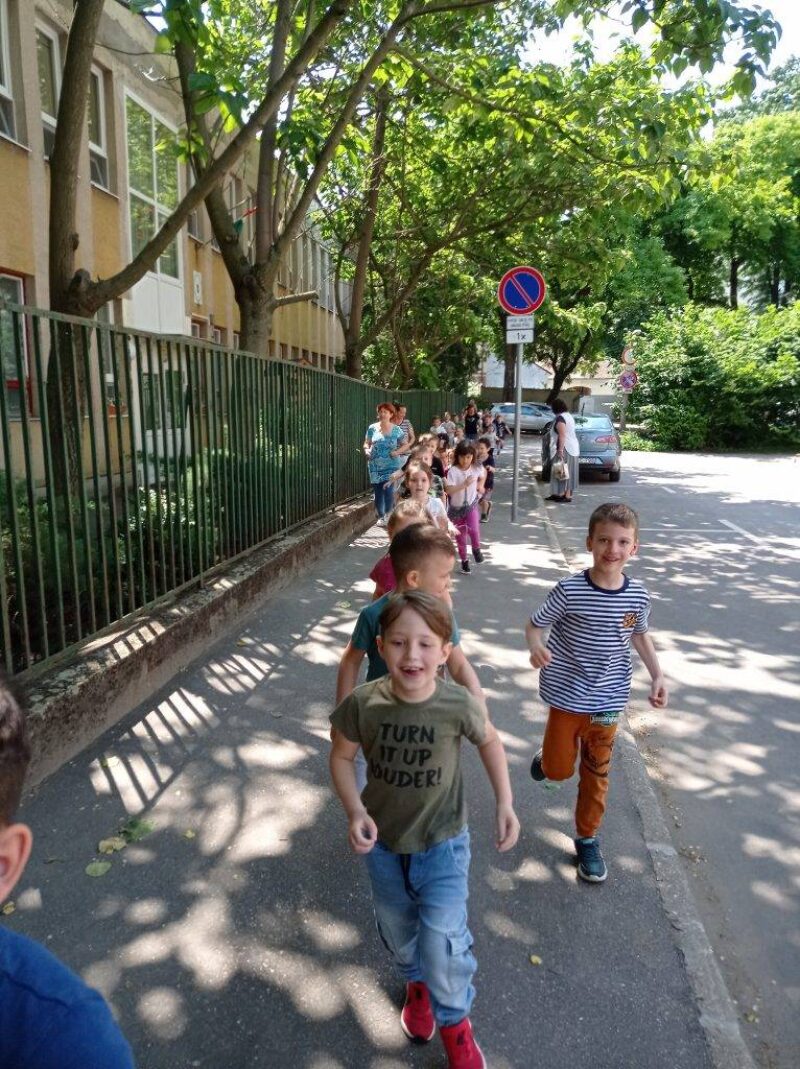 Vigyázz, kész, rajt… Vigyázz, kész, rajt…