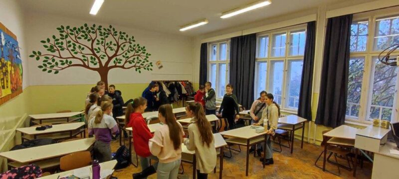 Társas kapcsolatok Társas kapcsolatok