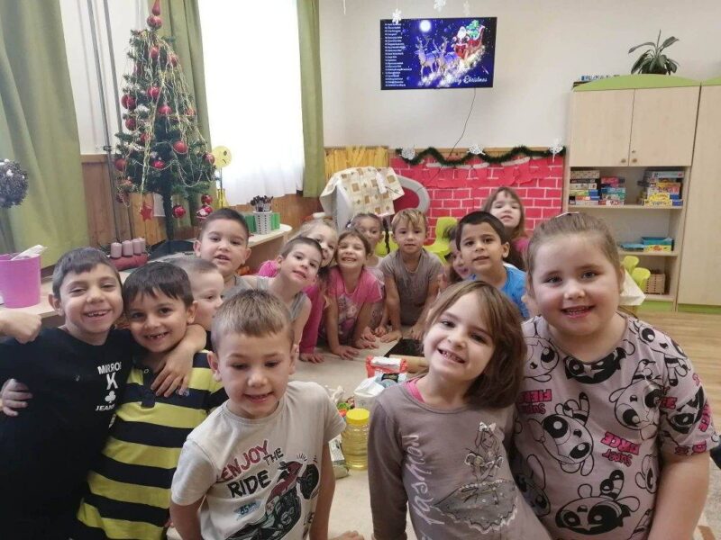 Boldogító jó cselekedetek