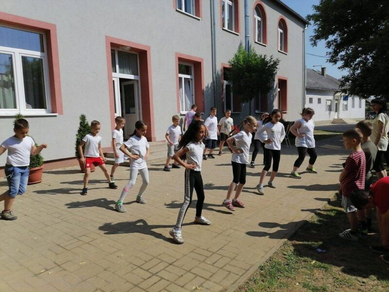 Testmozgás