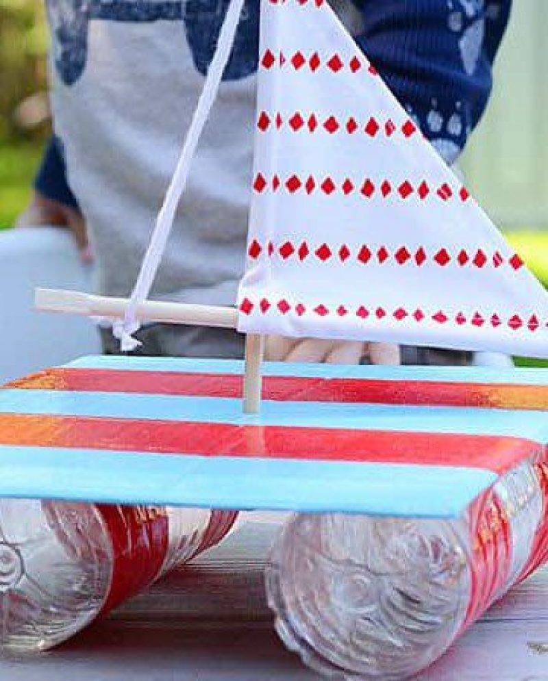 water-bottle-boat-2.jpg water-bottle-boat-2.jpg