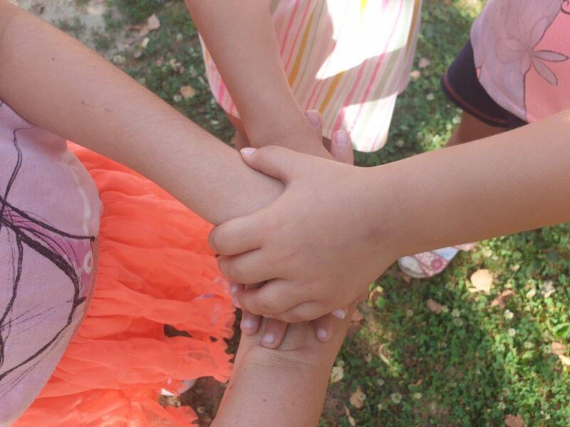 Boldogan tovább! Boldogan tovább!