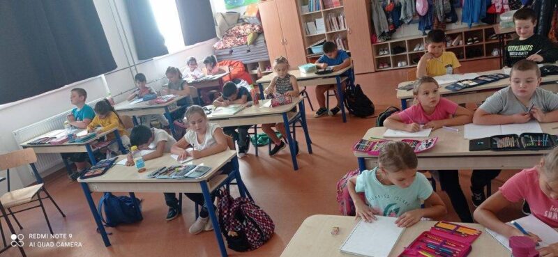Az elégedetlenségtől a háláig Az elégedetlenségtől a háláig