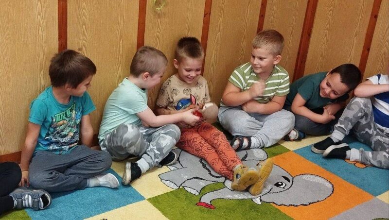 Hála gyakorlása a Harangvirág csoportban Hála gyakorlása a Harangvirág csoportban